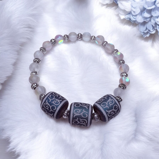 Blue Pattern Bead Elastic Bracelet